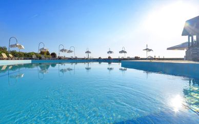 Xenia Ouranoupolis Hotel 4*