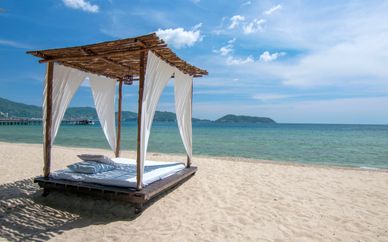 Siripanna Villa Resort & spa 5* + Somerset Park Suanplu Bangkok 4* + Thavorn Beach Village Resort & Spa 4*