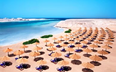 Aurora Oriental Bay Resort 4*