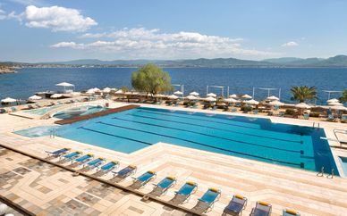 Ramada Loutraki Poseidon Resort by Wyndham 4*