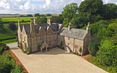 Paschoe House Hotel