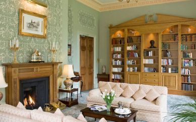 Tre-Ysgawen Hall Country House Hotel & Spa 4*