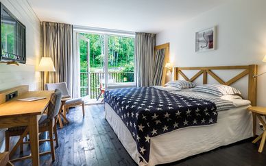 Hotel J 4*