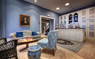 LX Boutique Hotel 4*