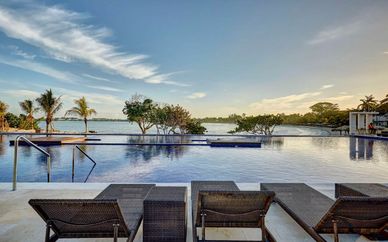 The Fairwind Hotel Miami 3* & Royalton Negril 5*