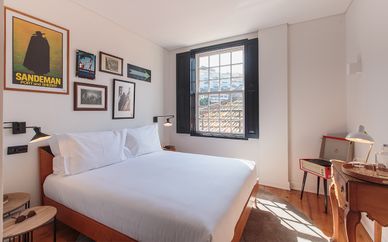 The House of Sandeman - Hostel & Suites