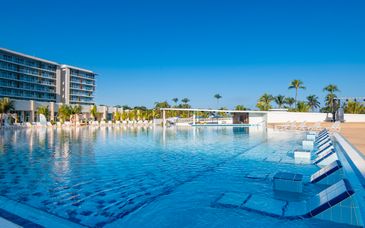 Casa Particular & Grand Aston Varadero Beach Resort 5*