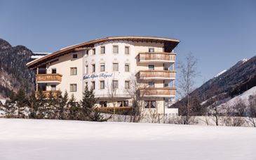 Alpin Royal Wellness Refugium & Resort Hotel 4*