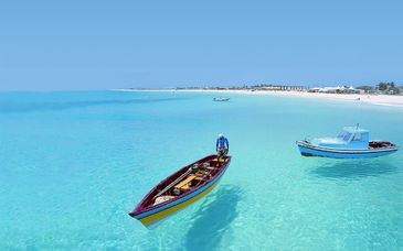 Private Tour: Das emblematische Santiago und die Insel Sal