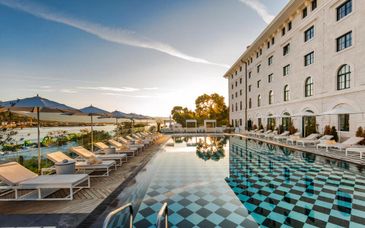 Brown Beach House Hotel & Spa 4*