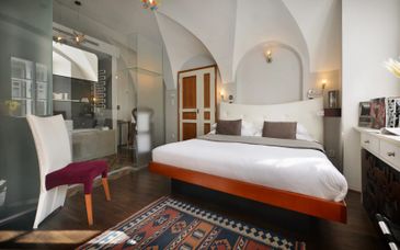 Design Hotel Neruda 4*
