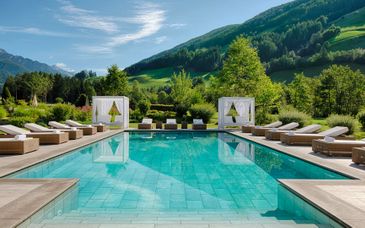 Alpenpalace Deluxe Hotel & Spa Resort 5*