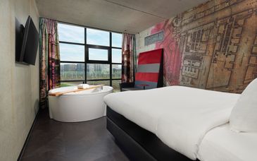 Inntel Hotels Amsterdam Landmark 4*