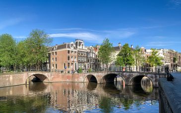 Descubre Ámsterdam con estancia en el WestCord Art Hotel 4*