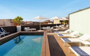 Hotel H10 Casanova 4*