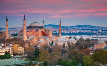 Descubre Estambul con estancia en el Sura Hagia Sophia Hotel & Spa 5*