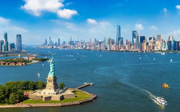 Hotel Millennium Hilton New York One UN Plaza 4* con posible estancia en Boston