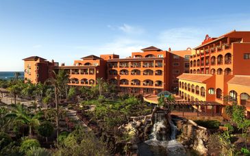 Sheraton Fuerteventura Beach Golf & Spa Resort 5*