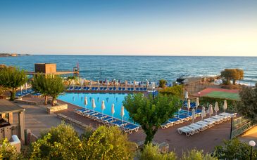 Hôtel Silva Beach 4*