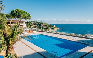 Hôtel Roger de flor by Seleqtta 4*