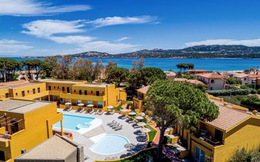 Blu Hotel Laconia Village 4*