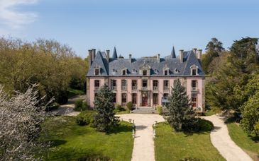 Château Hôtel du Colombier 4*