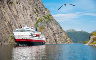 Croisière de l’Arctique aux Fjords, l’Express Côtier de Norvège