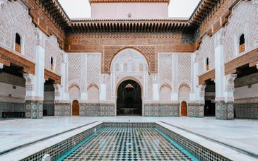 Tour di gruppo: Alla scoperta delle città imperiali