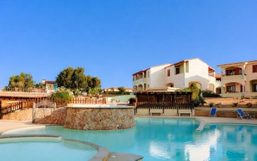 Mimose Beach Village 4* con volo o Sardinia Ferries