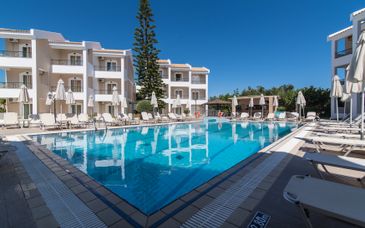 Maistrali Hotel & Apartments