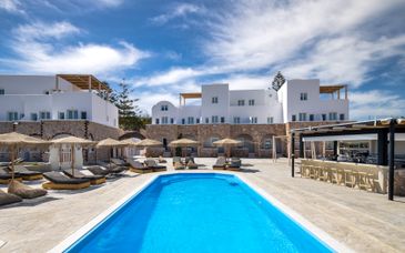 Aelia Luxury Suites 5*