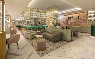 The Emerald House Lisbon 4* - Curio Collection By Hilton