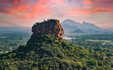 Tour privato: Le meraviglie dello Sri Lanka ed estensione al mare