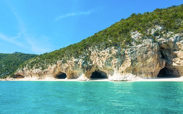Mystery Hotel 4* con Sardinia Ferries