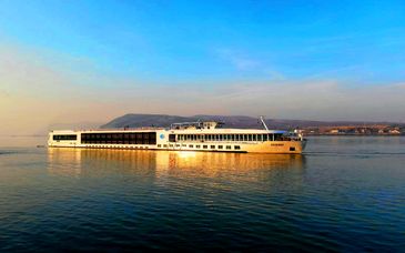 Crociera fluviale lungo il Danubio a bordo di M/N Vivienne 4*