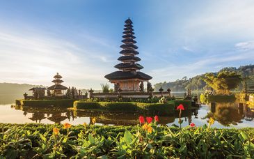 Meravigliosa Bali tra natura, mare e Storia