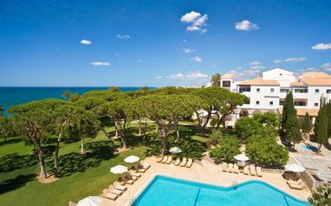 Pine Cliffs Hotel, A Luxury Collection Resort 5*