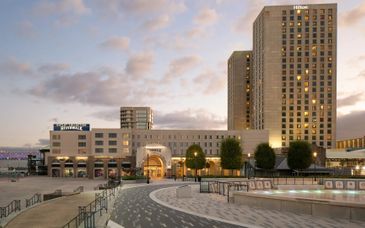 Hilton New Orleans Riverside 4*