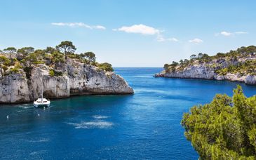 7 night cruise in the archipelagos and coastal creeks of Provence