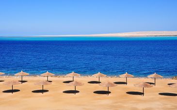 Enjoy Sun & Beach in Hurghada & Visit Luxor