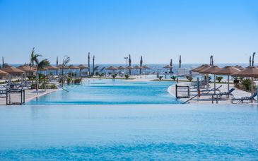 Albatros Sea World 5*