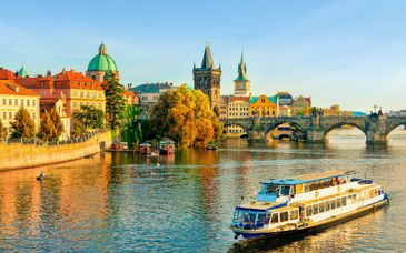 Discover Prague: Hotel Golden Key 4*