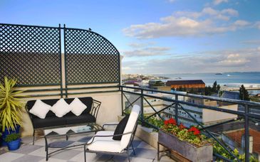 Hotel As Janelas Verdes 4*