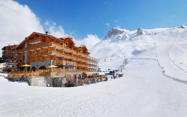 Le Levanna Hotel