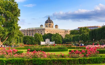 6-8 night tour: Europe’s jewels by train