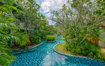 Metadee Phuket 5*