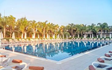 Royal Taj Mahal Hotel 5*