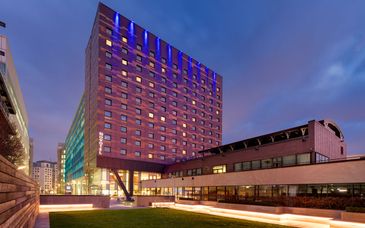 Novotel London Paddington 4* with Thames River Cruise 