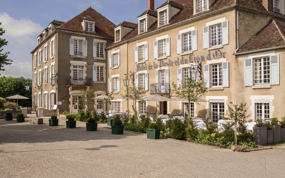 Poussez les portes de l'hôtel de la Poste et du Lion d'Or