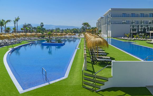 Cabogata Beach Hotel 5*